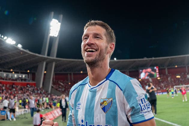 Almeria, Spain - June 20th: Darko Brasanac (N5) during the celebration after the promotion play-off final of La Liga Hypermotion (Segunda Division) match between Almeria and Malaga at UD Almería Stadium on June 20th, 2026 in Almeria, Spain.  Copyright: xAndresxLopezxSheridanxx xSPPx Sportspressphoto_SPR171960