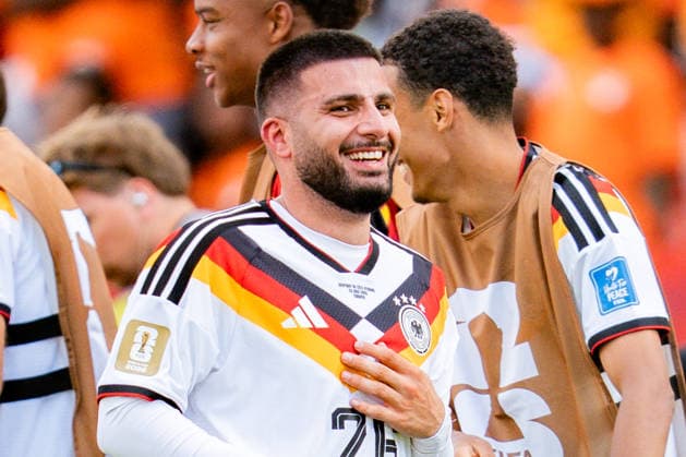 FIFA Fussball Weltmeisterschaft 2026, Gruppe E, Spiel 2, Deutschland vs Elfenbeinküste, 20.06.2026 im Toronto Stadium, Toronto Deniz Undav (Deutschland) wird gefeiert nach Abpfiff mit Jamal Musiala (Deutschland)