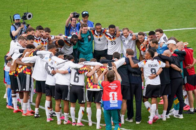 Germany v CÃ te d Ivoire, FIFA World Cup, WM, Weltmeisterschaft, Fussball 2026 Germany midfielder Felix Nmecha (23) , Germany forward Deniz Undav (26) and team celebrate winning during the Germany v CÃ te d Ivoire FIFA WORLD CUP 2026 Group E match at the Toronto Stadium, Toronto, Canada on 20 June 2026 Credit: Eleanor Hoad Every Second Media Editorial use only. All images are copyright Every Second Media Limited. No images may be reproduced without prior permission. Copyright: xIMAGO EveryxSecondxMediax ESM-2045-0018 EleanorxHoadx xEveryxSecondxMediax