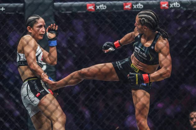 MMA: Oktagon 90, Berlin, 20.06.2026 Alina Dalaslan (GER) - Djulia Ariana (BRA) *** MMA Oktagon 90, Berlin, June 20, 2026 Alina Dalaslan (GER) vs. Djulia Ariana (BRA),detected_source_language