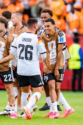 FIFA Fussball Weltmeisterschaft 2026, Gruppe E, Spiel 2, Deutschland vs Elfenbeinküste, 20.06.2026 im Toronto Stadium, Toronto Deniz Undav (Deutschland) wird gefeiert nach Abpfiff mit Jamal Musiala (Deutschland)