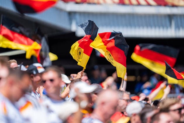 FIFA Fussball Weltmeisterschaft 2026, Gruppe E, Spiel 2, Deutschland vs Elfenbeinküste, 20.06.2026 im Toronto Stadium, Toronto Deutsche Fans Deutschland Fahnen