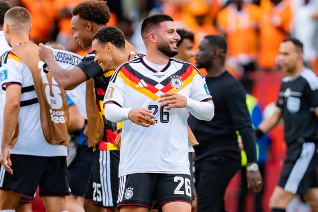 FIFA Fussball Weltmeisterschaft 2026, Gruppe E, Spiel 2, Deutschland vs Elfenbeinküste, 20.06.2026 im Toronto Stadium, Toronto Deniz Undav (Deutschland) wird gefeiert nach Abpfiff mit Jamal Musiala (Deutschland)