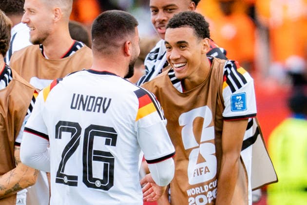 FIFA Fussball Weltmeisterschaft 2026, Gruppe E, Spiel 2, Deutschland vs Elfenbeinküste, 20.06.2026 im Toronto Stadium, Toronto Deniz Undav (Deutschland) wird gefeiert nach Abpfiff mit Jamal Musiala (Deutschland)