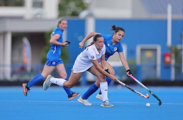 Hockey Hessen - SHV Regionalliga Süd Feld Damen 2025 26 20.06.2026 Höchster THC (blau) - TSV SCHOTT Mainz (ws) v.l. Hannah Echternach-Fricke (Mainz), Ana de Una Hernandez (Höchster THC) Höchster THC - TSV SCHOTT Mainz *** Hockey Hessen SHV Regional League South Womens Field Hockey 2025 26 20 06 2026 Höchster THC Blue TSV SCHOTT Mainz ws v l Hannah Echternach Fricke Mainz, Ana de Una Hernandez Höchster THC Sport Höchster THC TSV SCHOTT Mainz,detected_source_language