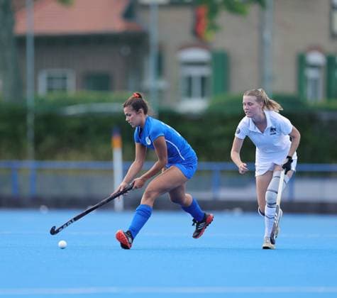 Hockey Hessen - SHV Regionalliga Süd Feld Damen 2025 26 20.06.2026 Höchster THC (blau) - TSV SCHOTT Mainz (ws) v.l. Christin Fernandes (Höchster THC), Luisa Trense (Mainz) Höchster THC - TSV SCHOTT Mainz *** Hockey Hessen SHV Regional League South Womens Field Hockey 2025 26 20 06 2026 Höchster THC Blue TSV SCHOTT Mainz (from left to right) Christin Fernandes, Höchster THC; Luisa Trense, Mainz Sport; Höchster THC; TSV SCHOTT Mainz,detected_source_language