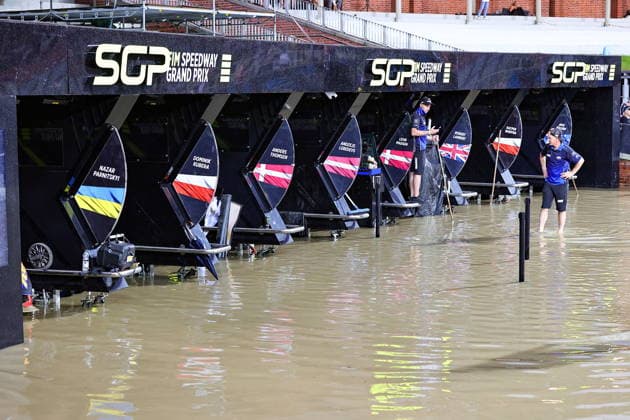 20.06.2026 WROCLAW (POLAND) - STADION OLIMPIJSKI, ZUZEL (SPEEDWAY), INDYWIDUALNE MISTRZOSTWA SWIATA (FIM SPEEDWAY World Championship, WM, Weltmeisterschaft GRAND PRIX 2026) - DEWALT FIM SPEEDWAY GRAND PRIX OF POLAND - WROCLAW NZ ZALANY PARKING FOTO PAWEL WILCZYNSKI CYFRASPORT NEWSPIX.PL --- newspix.pl POLAND OUT! 