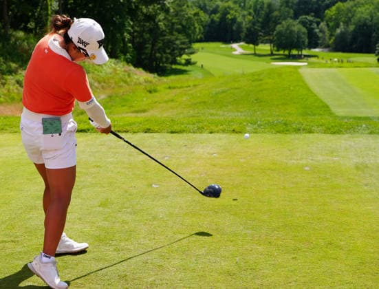 BELMONT, MI - JUNE 20: LPGA, Golf Damen player Minji Kang plays her tee shot on the 12th hole on June 20, 2026, during the third round of the LPGA Meijer LPGA Classic for Simply Give at Blythefield Country Club in Belmont, Michigan. (Photo by Brian Spurlock Icon Sportswire) GOLF: JUN 20 LPGA Meijer LPGA Classic for Simply Give EDITORIAL USE ONLY Icon26062019
