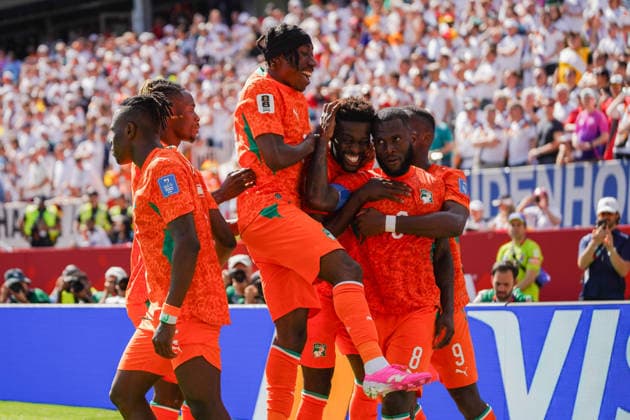 Ivory Coast vs Germany FIFA World Cup, WM, Weltmeisterschaft, Fussball Group G Match Franck Kessie 08 of Ivory Coast celebrates with his teammates after scoring a goalduring the 2026 FIFA World Cup Group E match between Germany and Ivory Coast at Toronto Stadium. on June 20, 2026 in Toronto, Canada. (Photo by Leonardo Ramirez Eyepix Group) Copyright: xLeonardoxRamirezx xEyepixxGroupx LR20062026-05334