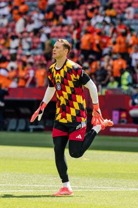 Manuel Neuer of Germany warms up during the FIFA World Cup, WM, Weltmeisterschaft, Fussball game between Germany and Ivory Coast at Toronto Stadium on June 20, 2026 in Toronto, Ontario, Canada  Copyright: xCurtisxWongx xSPPx Sportspressphoto_SPR172032