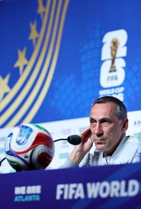 FIFA World Cup, WM, Weltmeisterschaft, Fussball 2026 - Spain press conference, PK, Pressekonferenz Saudi Arabia national soccer team head coach Georgios Donis attends a press conference in Atlanta, Georgia, USA, Saturday, 20 June 2026. Spain will face Saudi Arabia on 21 June in a FIFA World Cup 2026 Group H match. ATLANTA United States  Copyright: xRONALDxWITTEKx