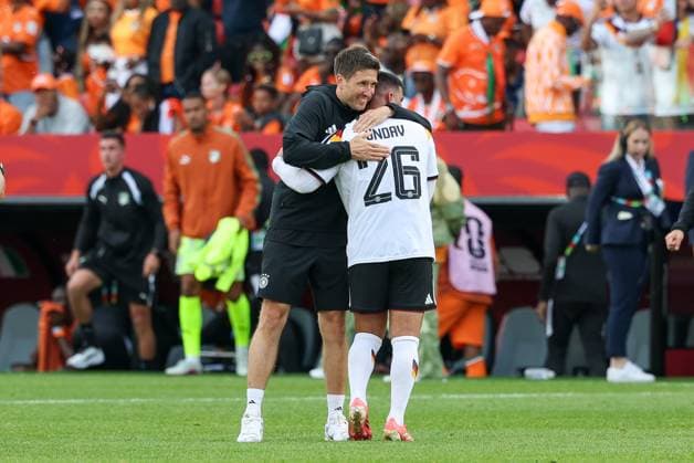 Co-Trainer Benjamin Glueck (Deutschland), Deniz Undav 26 (Deutschland), Schlussjubel, Die Mannschaft feiert ihren Sieg, Deutschland vs. Elfenbeinkueste, Fussball, FIFA, Weltmeisterschaft 2026, Gruppenphase, 20.06.2026 Toronto Ontario Kanada