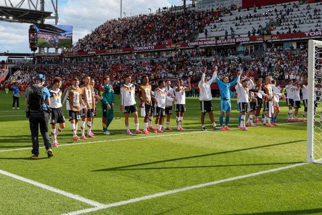 Schlussjubel, Die Mannschaft feiert ihren 2:1 Sieg, Deutschland vs. Elfenbeinkueste, Fussball, FIFA, Weltmeisterschaft 2026, Gruppenphase, 20.06.2026 Toronto Ontario Kanada