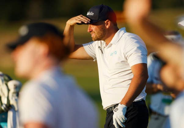 Wyndham Clark watches his tee shot on the 17th hole during the third round of the 126th U.S. Open Golf Championship at Shinnecock Hills Golf Club in Southampton, NY, on Saturday, June 20, 2026.  NYC20260620835 JOHNxANGELILLO