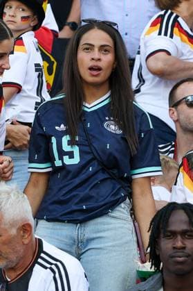 Sabrina, Frau von Nico Schlotterbeck 15 (Deutschland), Deutschland vs. Elfenbeinkueste, Fussball, FIFA, Weltmeisterschaft 2026, Gruppenphase, 20.06.2026 Toronto Ontario Kanada *** Sabrina, wife of Nico Schlotterbeck 15 Germany, Germany vs. Ivory Coast, soccer, FIFA, 2026 World Cup, group stage, June 20, 2026, Toronto, Ontario, Canada,detected_source_language Copyright: xkolbert-press ChristianxKolbertx