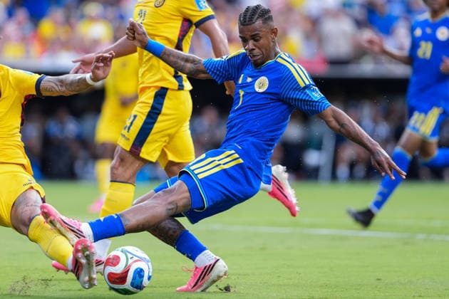 Juninho Bacuna of Curacao fights for possession during a FIFA Men’s World Cup 2026 Group Stage football match between Ecuador and Curacao at Kansas City Stadium, in Kansas City on June 20th 2026 (Photo by Alexandra Fechete SPP)  Copyright: xAlexandraxFechete SPPx Sportspressphoto_SPR172156