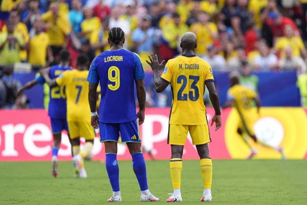 Ecuador v Curacao - FIFA World Cup, WM, Weltmeisterschaft, Fussball 2026 - Group E KANSAS CITY, UNITED STATES - JUNE 20: Caicedo of Ecuador in action against Locadia of Curacao during the 2026 FIFA World Cup First Stage Group E match between Ecuador and Curacao at Arrowhead Stadium (Kansas City Stadium) in Kansas City, Missouri, United States on June 20, 2026. Hakan Akgun Anadolu Missouri United States. Editorial use only. Please get in touch for any other usage.  Copyright: x2026xAnadoluxHakanxAkgunx