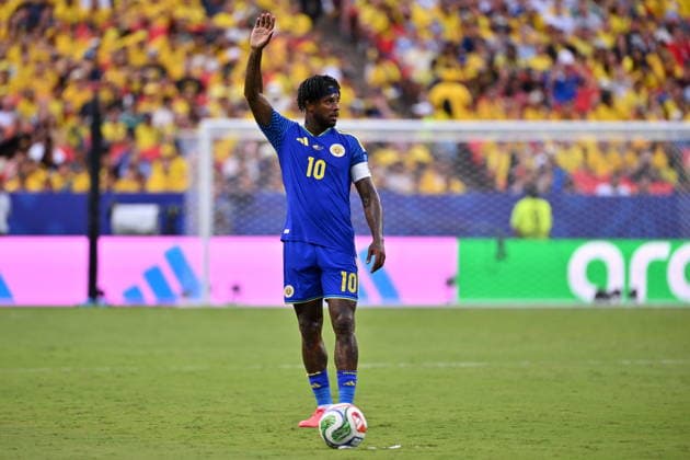 FIFA World Cup, WM, Weltmeisterschaft, Fussball 2026 - Group E - Ecuador vs Curacao Leandro Bacuna of Curacao gestures as he takes a free kick during the FIFA World Cup 2026 group stage match Ecuador against Curacao, in Kansas City, USA, 20 June 2026. KANSAS CITY United States  Copyright: xAMYxKONTRASx