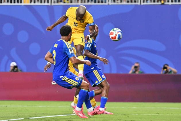 FIFA World Cup, WM, Weltmeisterschaft, Fussball 2026 - Group E - Ecuador vs Curacao Jurien Gaari of Curacao (L) in action against Enner Valencia of Ecuador (R) during the FIFA World Cup 2026 group stage match Ecuador against Curacao, in Kansas City, USA, 20 June 2026. KANSAS CITY United States  Copyright: xAMYxKONTRASx
