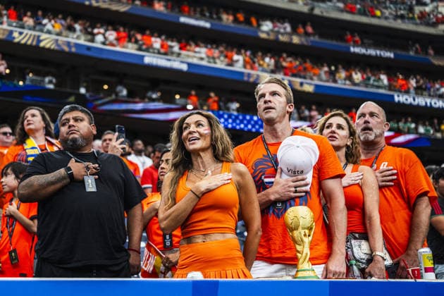 Fans of Netherlands show their support during the FIFA World Cup, WM, Weltmeisterschaft, Fussball 2026 Group F match between Netherlands and Sweden at Houston Stadium on June 20th,2026 (Photo by Joao Bravo Sports Press Photo)  Copyright: xJoaoxBravo SportsxPressxPhotox Sportspressphoto_SPR172304