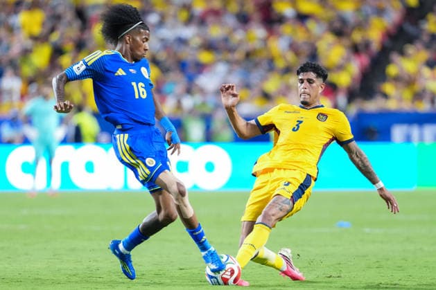 Jearl Margaritha of Curacao (L) and Piero Hincapie of Ecuador (R) fight for possession during a FIFA Men’s World Cup 2026 Group Stage football match between Ecuador and Curacao at Kansas City Stadium, in Kansas City on June 20th 2026 (Photo by Alexandra Fechete SPP)  Copyright: xAlexandraxFechete SPPx Sportspressphoto_SPR172314