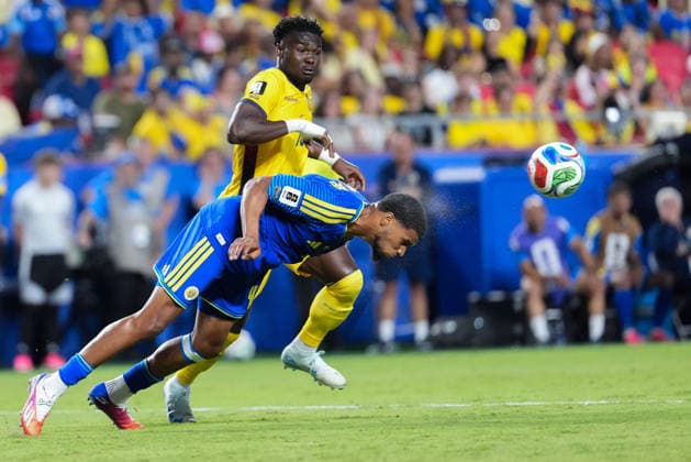 Roshon van Eijma of Curacao heads the ball during a FIFA Men’s World Cup 2026 Group Stage football match between Ecuador and Curacao at Kansas City Stadium, in Kansas City on June 20th 2026 (Photo by Alexandra Fechete SPP)  Copyright: xAlexandraxFechete SPPx Sportspressphoto_SPR172337