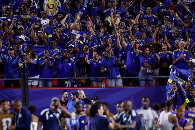 Fans in Curaçao celebrate during a Group E match at the 2026 FIFA World Cup, WM, Weltmeisterschaft, Fussball between Ecuador and Curacao at Arrowhead stadium in Kansas City, United States, 20 June 2026. FIFA World Cup 2026 - Group E - Ecuador vs. Curacao !ACHTUNG: NUR REDAKTIONELLE NUTZUNG!  Copyright: xJuanxIgnacioxRoncoronix GR7137 20260621-55020661453_1