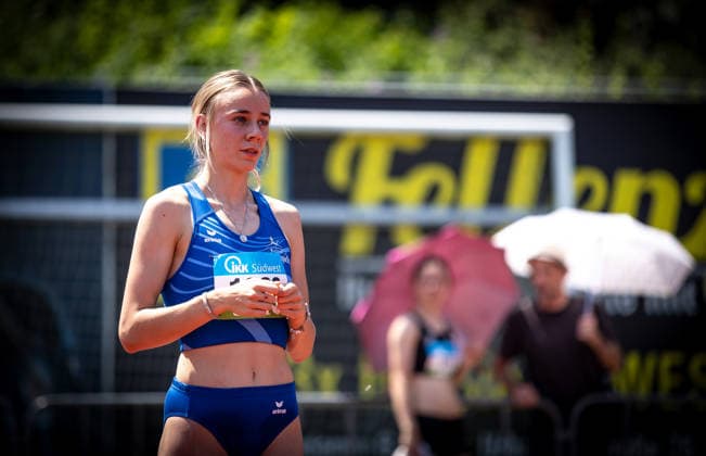 Süddeutsche Meisterschaften 2026 Aktive und Jugend U18; Koblenz, 20.06.2026 Fokussiert: Alina Etzel (WGL Schwäbisch Hall) im Hochsprung der Frauen; Süddeutsche Meisterschaften Aktive und Jugend U18 am 20.06.2026 im Stadion Oberwerth in Koblenz (Rheinland-Pfalz). *** 2026 South German Championships (Adults and U18 Youth) in Koblenz, June 20, 2026 Copyright: xBEAUTIFULxSPORTS R.xSchmittx