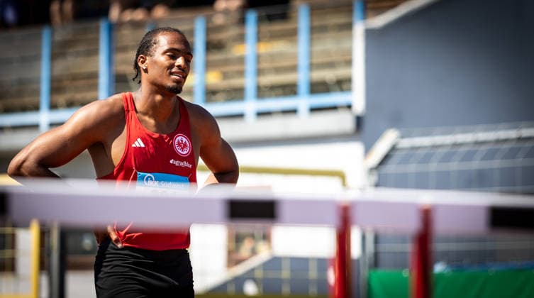 Süddeutsche Meisterschaften 2026 Aktive und Jugend U18; Koblenz, 20.06.2026 Fred Isaac Fleurisson (Eintracht Frankfurt e.V.) kurz vor seinem 110m-Hürdenrennen bei den Männern; Süddeutsche Meisterschaften Aktive und Jugend U18 am 20.06.2026 im Stadion Oberwerth in Koblenz (Rheinland-Pfalz). *** 2026 Southern German Championships (Adult and U18 Youth) Koblenz, June 20, 2026 Copyright: xBEAUTIFULxSPORTS R.xSchmittx