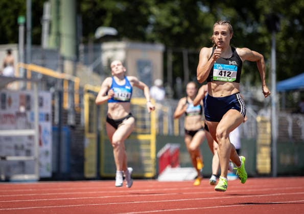 Süddeutsche Meisterschaften 2026 Aktive und Jugend U18; Koblenz, 20.06.2026 Auf dem Weg zum Süddeutschen Meistertitel im 400m-Sprint der Frauen: Mona Mayer (Munich Athletics); Süddeutsche Meisterschaften Aktive und Jugend U18 am 20.06.2026 im Stadion Oberwerth in Koblenz (Rheinland-Pfalz). *** 2026 South German Championships (Adults and U18 Youth) Koblenz, June 20, 2026 Copyright: xBEAUTIFULxSPORTS R.xSchmittx