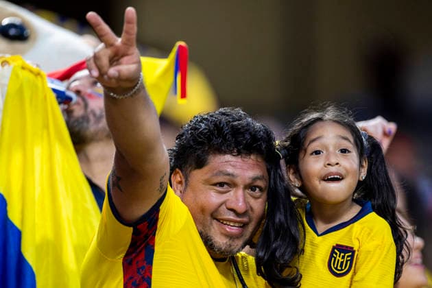 KANSAS CITY, MO - JUNE 20: Ecuador fans during the FIFA World Cup, WM, Weltmeisterschaft, Fussball 2026 Group E match between Ecuador and Curacao on June 20, 2026 at the Kansas City Stadium in Kansas City, MO. (Photo by Nick Tre. Smith Icon Sportswire) SOCCER: JUN 20 FIFA World Cup 26 Group E - Ecuador vs Curacao EDITORIAL USE ONLY Icon2606200078