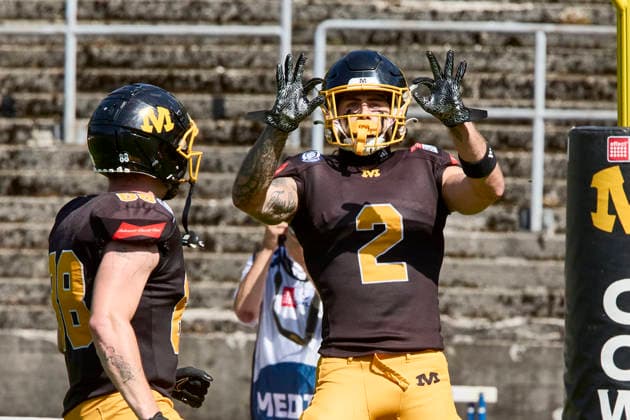German Football League (GFL), Munich Cowboys vs Straubing Spiders, Munich Cowboys, Straubing Spiders, Jubel (celebration) 2026-06-20 in München (Städtisches Stadion an der Dantestraße (Dantestation)) Touchdown Munich Cowboys 6:0 BOCCELLA Gabriel (Munich Cowboys Wide Receiver (WR) Nr2-MUC2), REINER Sebastian (Munich Cowboys Tight End, Wide Receiver (TE, WR) Nr88-MUC88) sportworld München Städtisches Stadion an der Dant Bayern Deutschland *** German Football League (GFL), Munich Cowboys vs. Straubing Spiders, Munich Cowboys, Straubing Spiders, Celebration on June 20, 2026, at the Munich Municipal Stadium on Dantestraße, Dantestation Touchdown