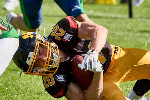 German Football League (GFL), Munich Cowboys vs Straubing Spiders, Munich Cowboys, Straubing Spiders, 2026-06-20 in München (Städtisches Stadion an der Dantestraße (Dantestation)) MAYER Maximilian (Munich Cowboys Running Back (RB) Nr20-MUC20) sportworld München Städtisches Stadion an der Dant Bayern Deutschland *** German Football League (GFL), Munich Cowboys vs. Straubing Spiders, Munich Cowboys, Straubing Spiders, June 20, 2026, in Munich, Municipal Stadium on Dantestraße, Dantestation, MAYER Maximilian, Munich Cowboys Running Back (RB) No. 20, MUC20, Sportworld, Munich, Municipal Stadium on Dant, Bavaria, Germany,detected_source_language