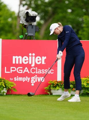 BELMONT, MI - JUNE 20: LPGA, Golf Damen player Cassie Porter plays her tee shot on the 10th hole on June 20, 2026, during the third round of the LPGA Meijer LPGA Classic for Simply Give at Blythefield Country Club in Belmont, Michigan. (Photo by Brian Spurlock Icon Sportswire) GOLF: JUN 20 LPGA Meijer LPGA Classic for Simply Give EDITORIAL USE ONLY Icon26062055