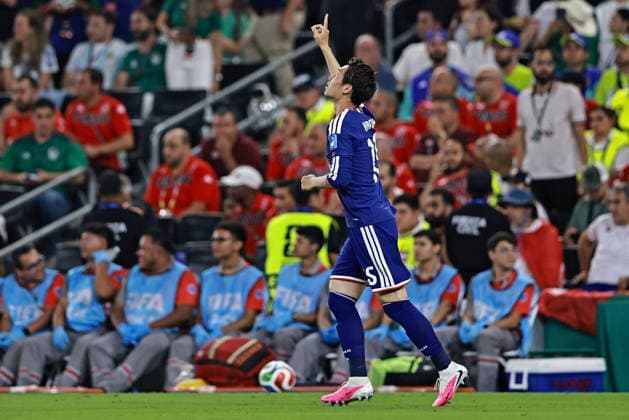 June 20, 2026, Monterrey, Mexico: Daichi Kamada of Japan celebrates after scoring the first goal of his team during the match between Tunisia and Japan for the 2st round of the group F of the FIFA World Cup, WM, Weltmeisterschaft, Fussball 2026 at Monterrey Stadium on June 20, 2026 in Monterrey, Mexico. Photo: DiaEsportivo FIFA World Cup 2026, Tunisia Vs Japan, Monterrey, Mexico  - ZUMAh208 20260620_zsp_h208_026 Copyright: xHeulerxAndreyx