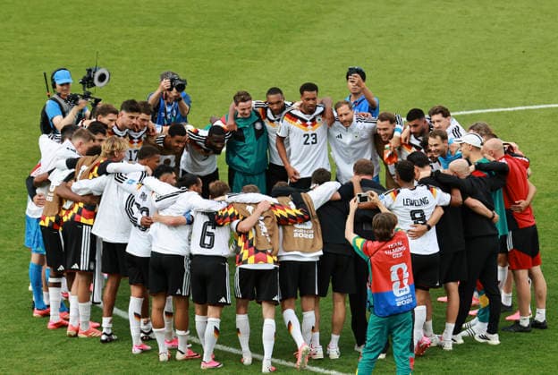 (260621) -- TORONTO, June 21, 2026 -- Players of Germany celebrate after the group E match between Germany and Cote d Ivoire at the 2026 FIFA World Cup, WM, Weltmeisterschaft, Fussball at Toronto Stadium in Toronto, Canada, on June 20, 2026. (Photo by Xinhua) (SP)CANADA-TORONTO-FOOTBALL-FIFA WORLD CUP-GROUP E-GER VS CIV YangxShu 