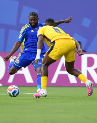 (260621) -- KANSAS CITY, June 21, 2026 -- Sherel Floranus (L) of Curacao shoots during the group E match between Ecuador and Curacao at the FIFA World Cup, WM, Weltmeisterschaft, Fussball 2026 at Kansas City Stadium in Kansas City, the United States, June 20, 2026. ) (SP)U.S.-KANSAS CITY-FOOTBALL-FIFA WORLD CUP-GROUP E-ECU VS CUW DuxYu 