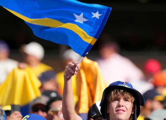 (260621) -- KANSAS CITY, June 21, 2026 -- A fan of Curacao reacts before the group E match between Ecuador and Curacao at the FIFA World Cup, WM, Weltmeisterschaft, Fussball 2026 at Kansas City Stadium in Kansas City, the United States, June 20, 2026. ) (SP)U.S.-KANSAS CITY-FOOTBALL-FIFA WORLD CUP-GROUP E-ECU VS CUW DuxYu 