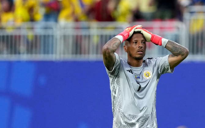 (260621) -- KANSAS CITY, June 21, 2026 -- Eloy Room, goalkeeper of Curacao, reacts during the group E match between Ecuador and Curacao at the FIFA World Cup, WM, Weltmeisterschaft, Fussball 2026 at Kansas City Stadium in Kansas City, the United States, June 20, 2026. ) (SP)U.S.-KANSAS CITY-FOOTBALL-FIFA WORLD CUP-GROUP E-ECU VS CUW DuxYu 