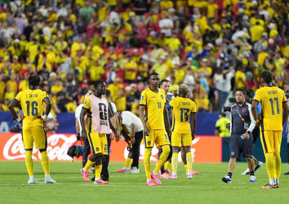 (260621) -- KANSAS CITY, June 21, 2026 -- Players of Ecuador react after the group E match between Ecuador and Curacao at the FIFA World Cup, WM, Weltmeisterschaft, Fussball 2026 at Kansas City Stadium in Kansas City, the United States, June 20, 2026. ) (SP)U.S.-KANSAS CITY-FOOTBALL-FIFA WORLD CUP-GROUP E-ECU VS CUW DuxYu 