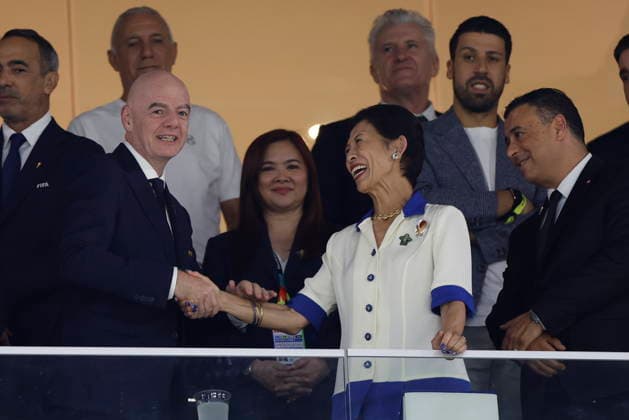 FIFA World Cup, WM, Weltmeisterschaft, Fussball 2026 - Group F - Tunisia vs. Japan Hisako, Princess Takamado (C-R) greets FIFA President Gianni Infantino (L), during the 2026 FIFA World Cup Group F soccer match between Tunisia and Japan at the at BBVA stadium in Monterrey, Mexico, 20 June 2026. Monterrey Mexico  Copyright: xSashenkaxGutiérrezx