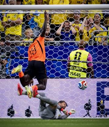 HOUSTON - Brian Brobbey of the Netherlands scores the 1-0 against Sweden during the FIFA 2026 World Cup Group F match between the Netherlands and Sweden at Houston Stadium on June 20, 2026, in Houston, United States. ROBIN VAN LONKHUIJSEN ANP FIFA World Cup, WM, Weltmeisterschaft, Fussball 2026 group stage 2026 xVIxANPxSportx xxANPxIVx 561562204 originalFilename: 561562204.jpg