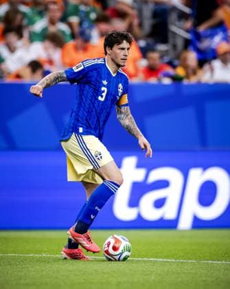 HOUSTON - Victor Lindelof of Sweden during the FIFA World Cup, WM, Weltmeisterschaft, Fussball 2026 Group F match between the Netherlands and Sweden at Houston Stadium on June 20, 2026, in Houston, United States. ROBIN VAN LONKHUIJSEN ANP FIFA World Cup 2026 group stage 2026 xVIxANPxSportx xxANPxIVx 561562214 originalFilename: 561562214.jpg