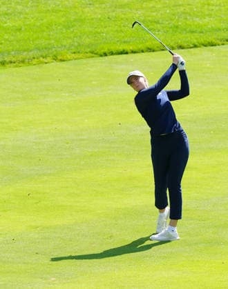 BELMONT, MI - JUNE 20: LPGA, Golf Damen golfer Cassie Porter plays her second shot on the 16th hole on June 20, 2026, during the third round of the LPGA Meijer LPGA Classic for Simply Give at Blythefield Country Club in Belmont, Michigan. (Photo by Brian Spurlock Icon Sportswire) GOLF: JUN 20 LPGA Meijer LPGA Classic for Simply Give EDITORIAL USE ONLY Icon26062075