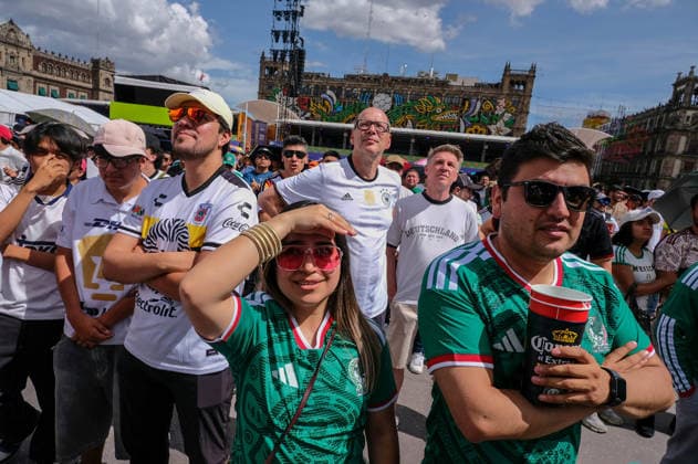 June 20, 2026, Mexico City, Mexico City, Mexico: German and Mexican fans watch the Germany vs. Ivory Coast match at the Fan Fest in Mexico City. At the event, fans play soccer, participate in contests, and enjoy the games on giant screens. Mexico City Mexico - ZUMAqp1_ 0859627277st Copyright: xHectorxAdolfoxQuintanarxPerezx