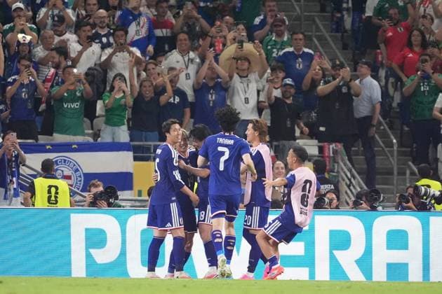 Tunisia v Japan - FIFA World Cup, WM, Weltmeisterschaft, Fussball 2026 - Group F MONTERREY, MEXICO - JUNE 20: Junya Ito of Japan celebrates with his teammates after scoring a goal during the 2026 FIFA World Cup First Stage Group F match between Tunisia and Japan at Estadio BBVA (Monterrey Stadium) in Monterrey, Mexico on June 20, 2026. Juancho Torres Anadolu Nuevo Leon Mexico. Editorial use only. Please get in touch for any other usage.  Copyright: x2026xAnadoluxJuanchoxTorresx