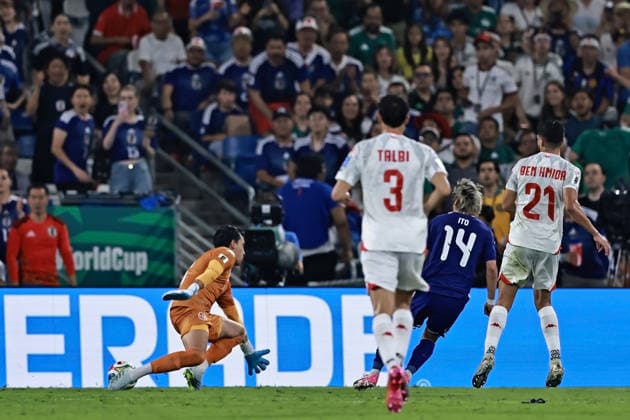 June 20, 2026, Monterrey, Mexico: Goalkeeper Aymen Dahmen of Tunisia did not prevent Japan s third goal, scored by Junya Ito during the match between Tunisia and Japan for the 2st round of the group F of the FIFA World Cup, WM, Weltmeisterschaft, Fussball 2026 at Monterrey Stadium on June 20, 2026 in Monterrey, Mexico. Photo: DiaEsportivo FIFA World Cup 2026, Tunisia Vs Japan, Monterrey, Mexico  - ZUMAh208 20260620_zsp_h208_042 Copyright: xHeulerxAndreyx
