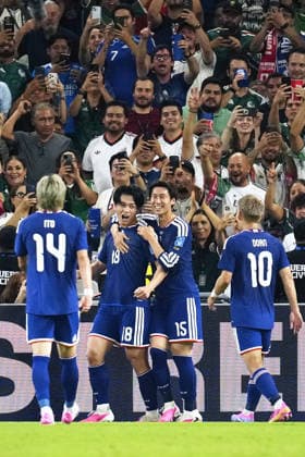 Football: 2026 World Cup Japan s Ayase Ueda (18) celebrates with teammates after scoring the team s second goal in the first half of a World Cup Group F football match against Tunisia at Monterrey Stadium in Guadalupe, Mexico, on June 20, 2026.  A14AA0005619626P
