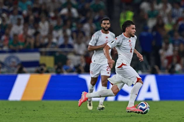 June 20, 2026, Monterrey, Mexico: Omar Rekik of Tunisia runs with the ball during the match between Tunisia and Japan for the 2st round of the group F of the FIFA World Cup, WM, Weltmeisterschaft, Fussball 2026 at Monterrey Stadium on June 20, 2026 in Monterrey, Mexico. Photo: DiaEsportivo Monterrey Mexico - ZUMAh208 20260620_zsp_h208_068 Copyright: xHeulerxAndreyx
