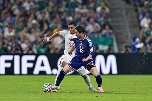 June 20, 2026, Monterrey, Mexico: Yan Valery of Tunisia battles for possession ball with Daichi Kamada of Japan during the match between Tunisia and Japan for the 2st round of the group F of the FIFA World Cup, WM, Weltmeisterschaft, Fussball 2026 at Monterrey Stadium on June 20, 2026 in Monterrey, Mexico. Photo: DiaEsportivo FIFA World Cup 2026, Tunisia Vs Japan, Monterrey, Mexico  - ZUMAh208 20260620_zsp_h208_084 Copyright: xHeulerxAndreyx